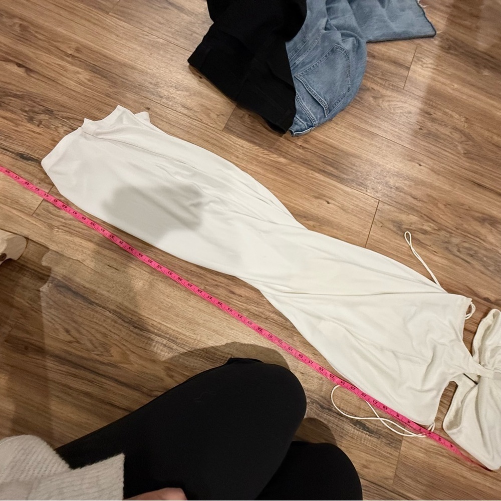 Alice + Olivia Havana Cutout Maxi Dress in White - Picture 9 of 13